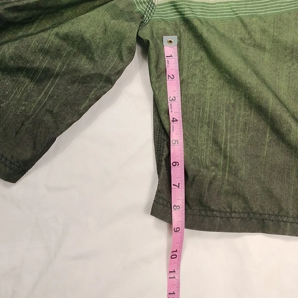 Guinness men's swim trunks size large
